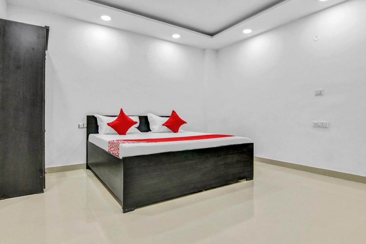 Flagship Hotel Secret Mirage Near Rithala Metro Station New Delhi Exterior photo