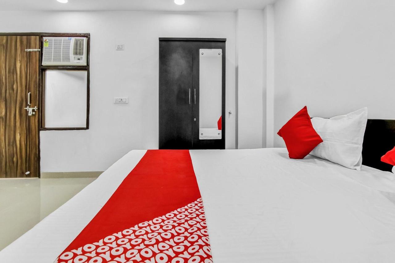 Flagship Hotel Secret Mirage Near Rithala Metro Station New Delhi Exterior photo