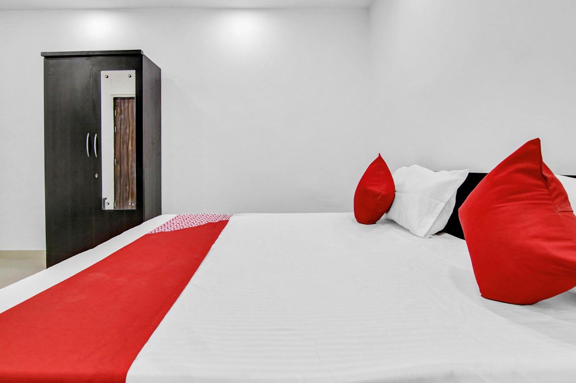 Flagship Hotel Secret Mirage Near Rithala Metro Station New Delhi Exterior photo